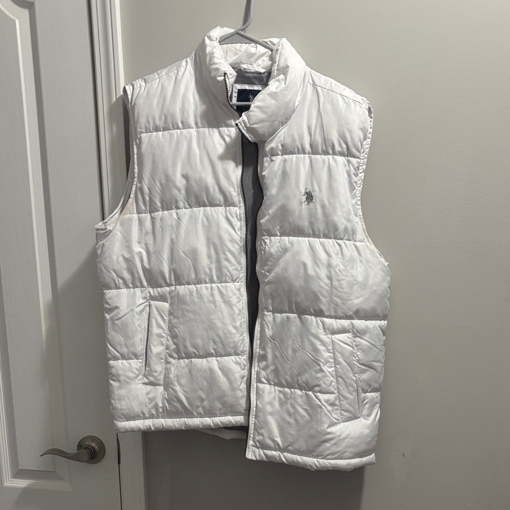 Men's White Puffer Vest